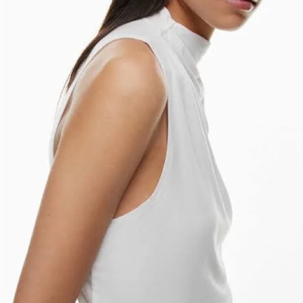 Aritzia mock neck tank